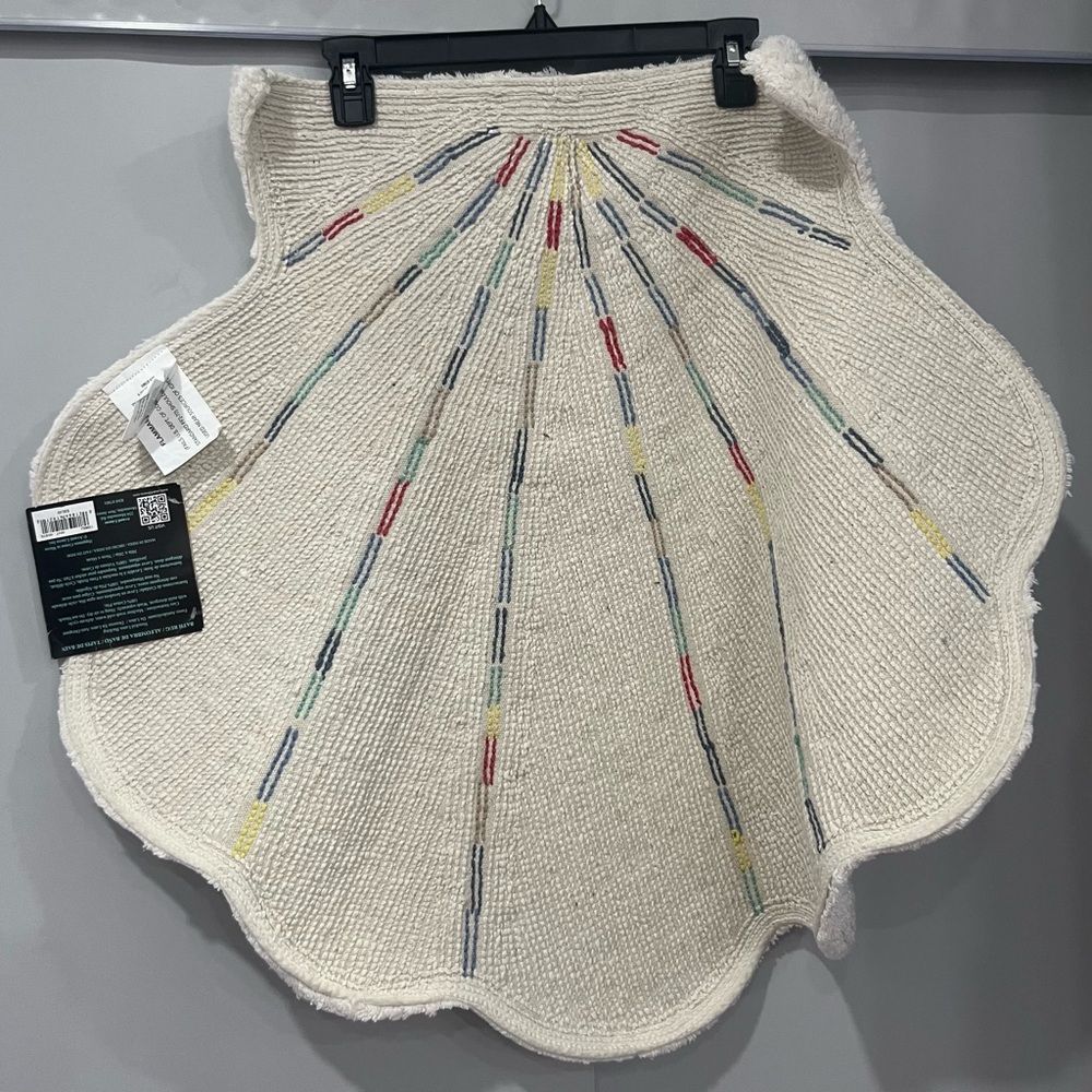 Ivanti Shell-Shaped Multicolor‎ Bath Mat - Picture 4 of 6